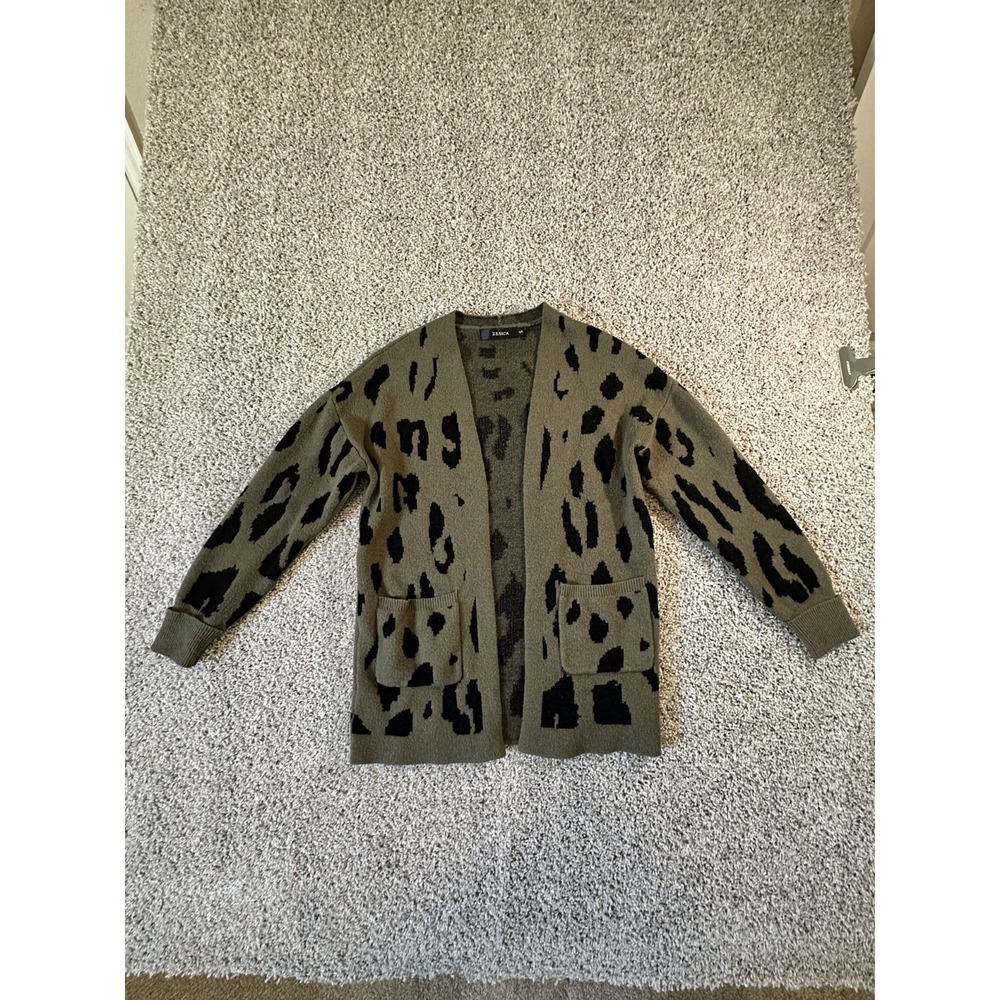 Zesica Leopard Cardigan Sweater Size S Long‎ Sleeves Open Front Pockets